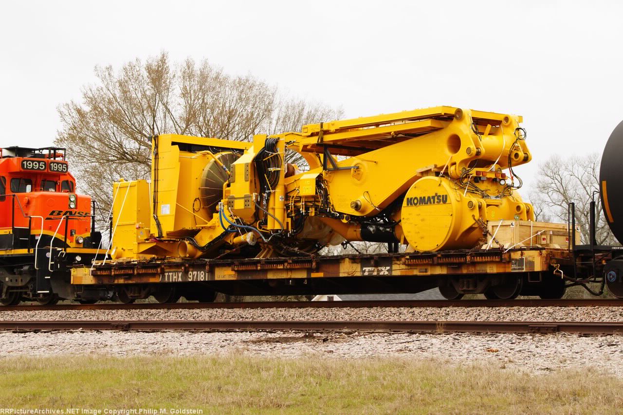 Komatsu mine dump chassis